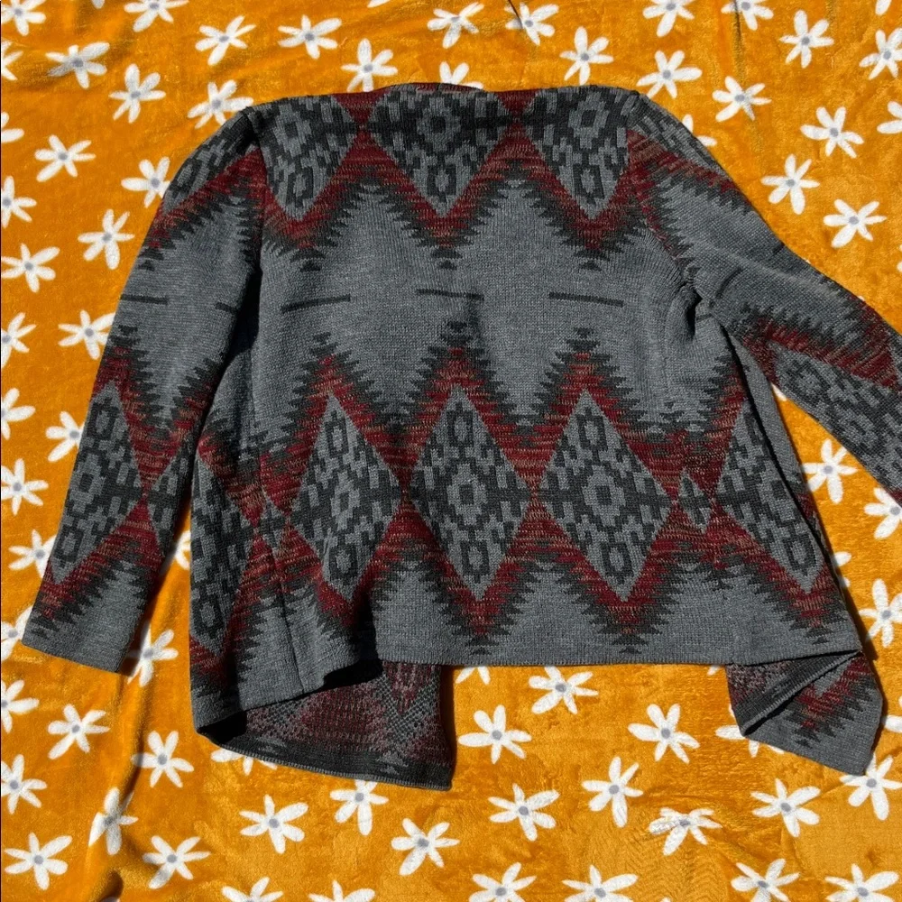 Aztec Pattern Eleven Star Cardigan Size Large 100% Acrylic